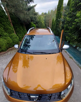 Dacia Duster cena 57500 przebieg: 102000, rok produkcji 2019 z Brzesko małe 22